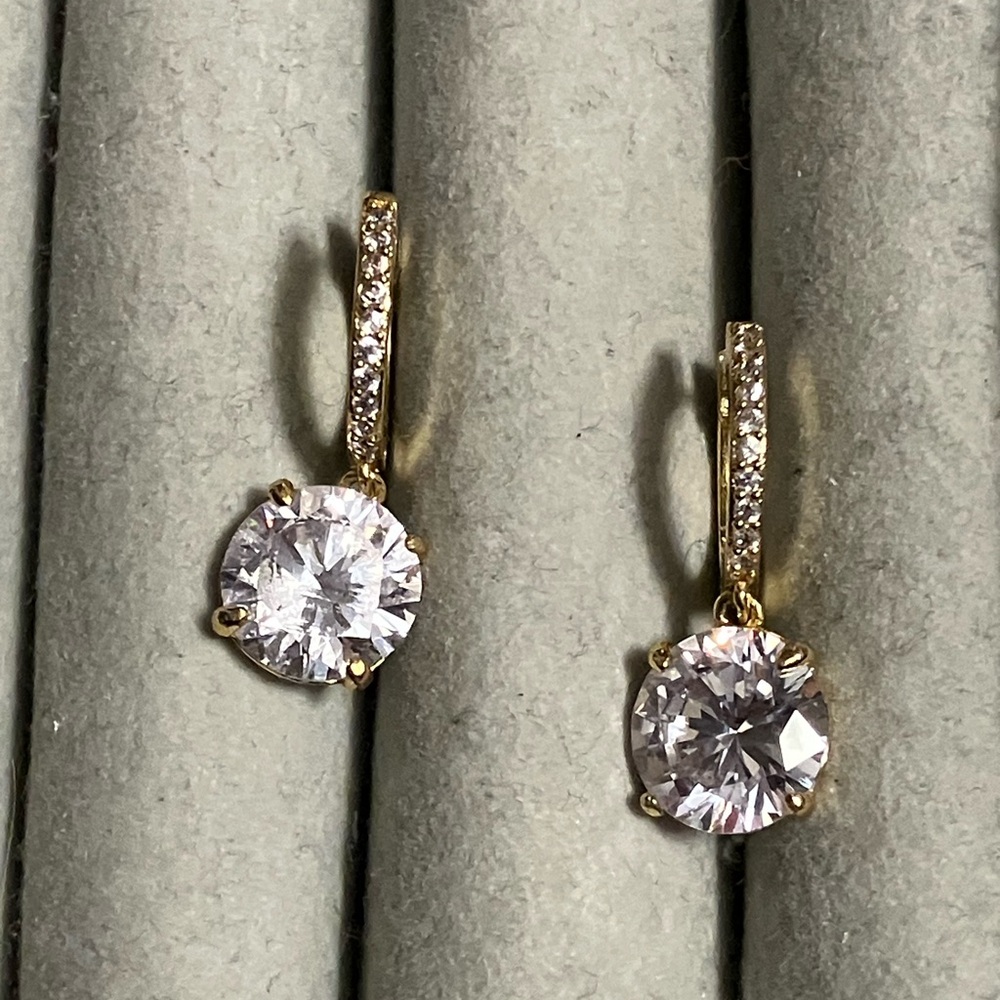 🌸Kate Spade Crystal Earrings - Picture 5 of 6